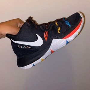 Friends logo are featured with the laces on top and on the bottom.